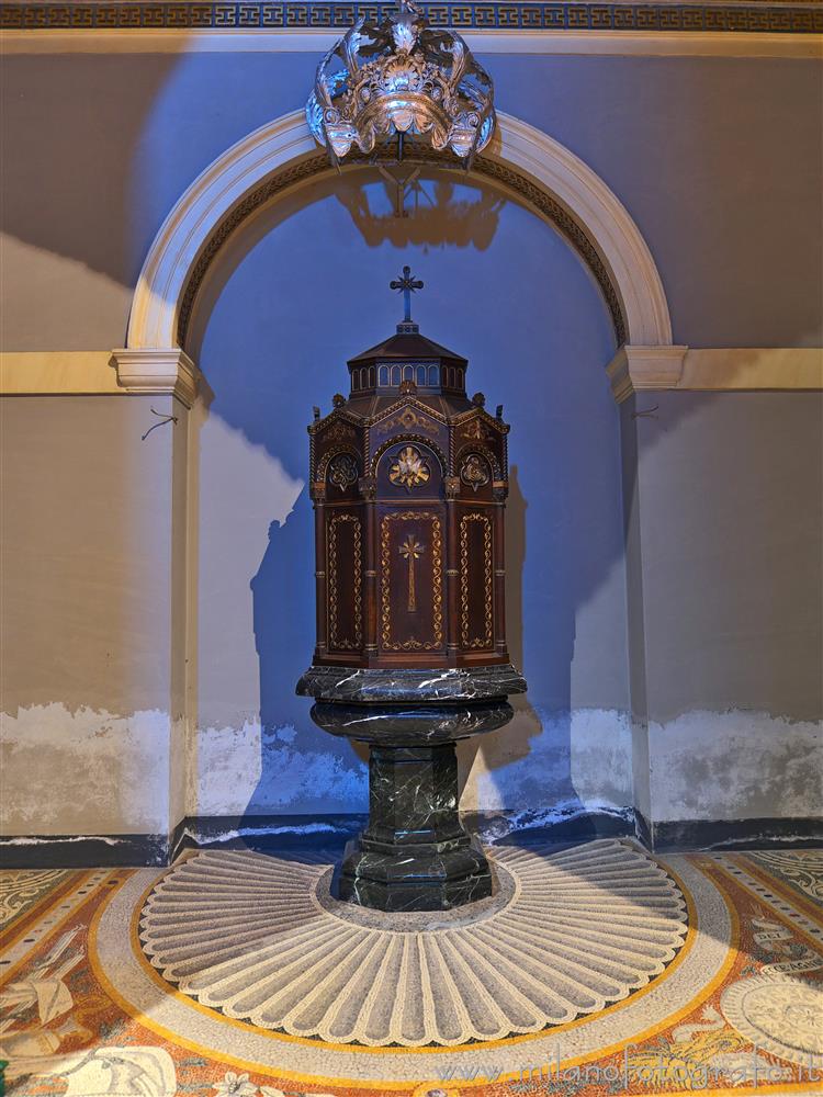 Milano - Fonte battesimale della Basilica di San Simpliciano
